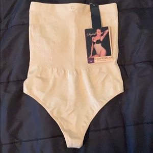 “Stylish” Shapewear